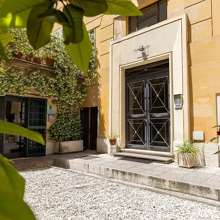 Britannia 36 רומא